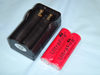 UltraFire 18650 4200mAh 4.2V 充電池 Red＋プラグ充電器